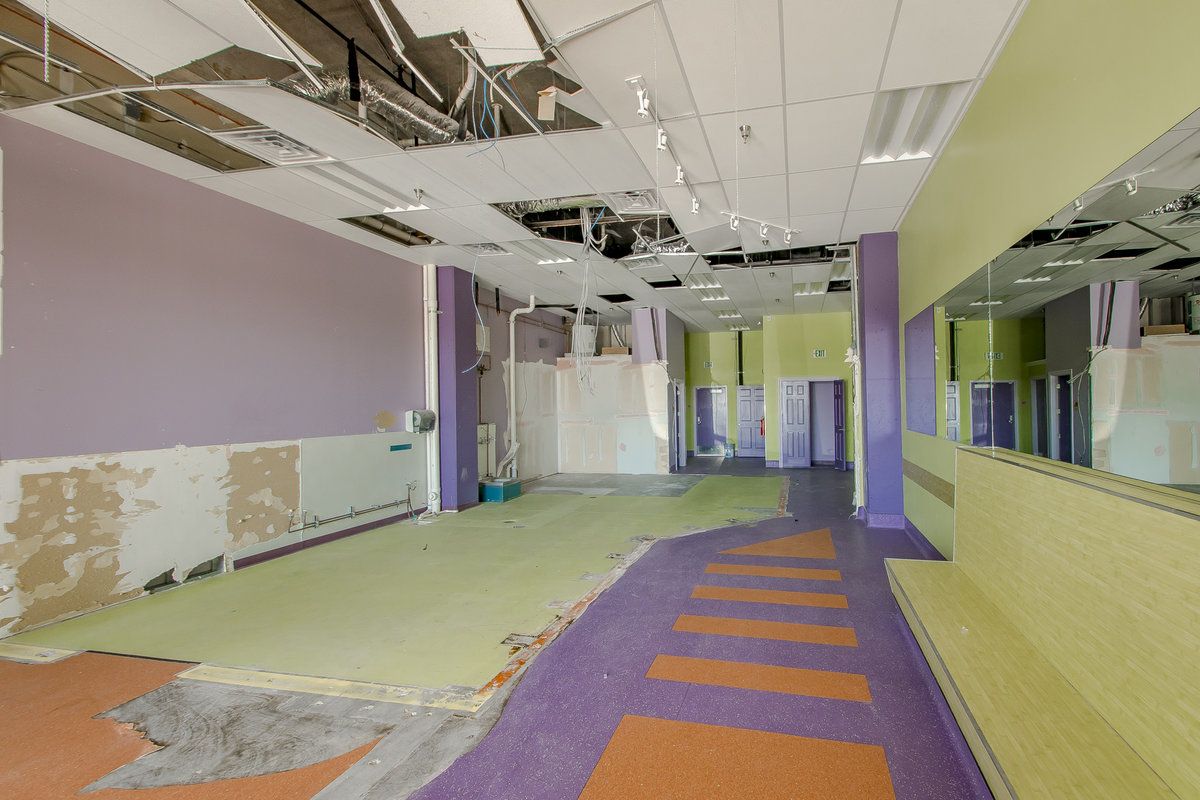 Staybridge Suites: 4001 Nicholson Dr, Baton Rouge, LA 70808